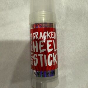 Onyx Hydrating Heel Balm in Red and Silver